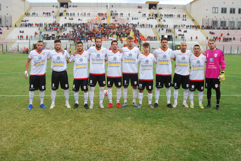 Acr Messina-Football Club Messina: "Giornata Giallorossa ...