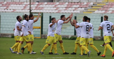 L’Acr Messina con Foggia abbatte il San Luca 2-0 e si stacca…aspettando i recuperi (Video) L’Acr Messina con Foggia abbatte il San Luca 2-0 e si stacca…aspettando i recuperi (Video)